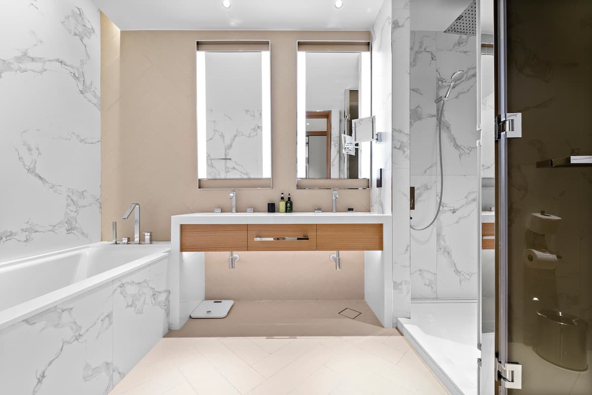 Luxury 2 br | Address Opera — photo 6