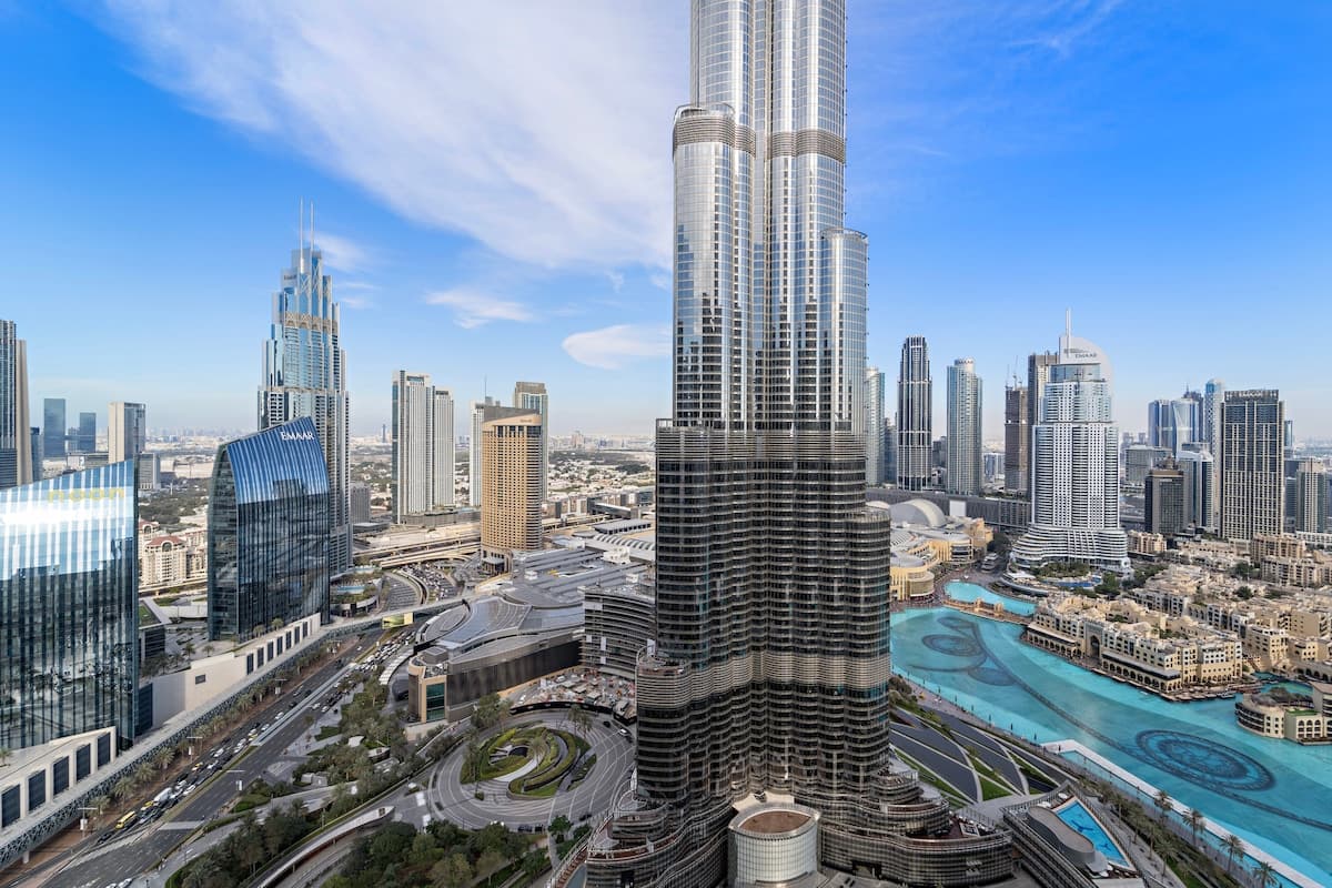 Luxury 2 br | Address Opera