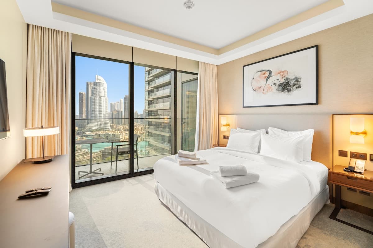 Chic 3 BR | Address Opera — photo 11