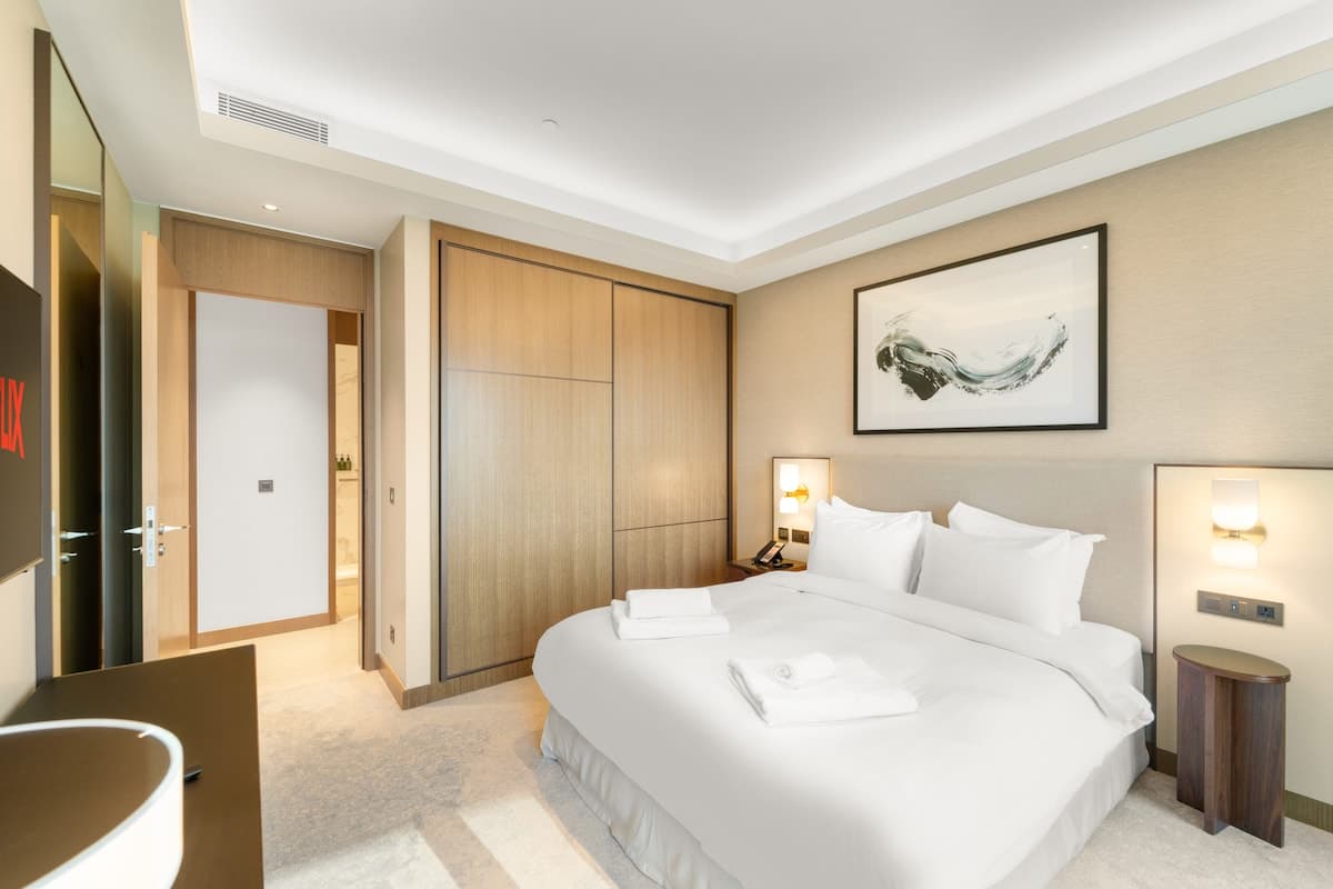 Chic 3 BR | Address Opera — photo 12