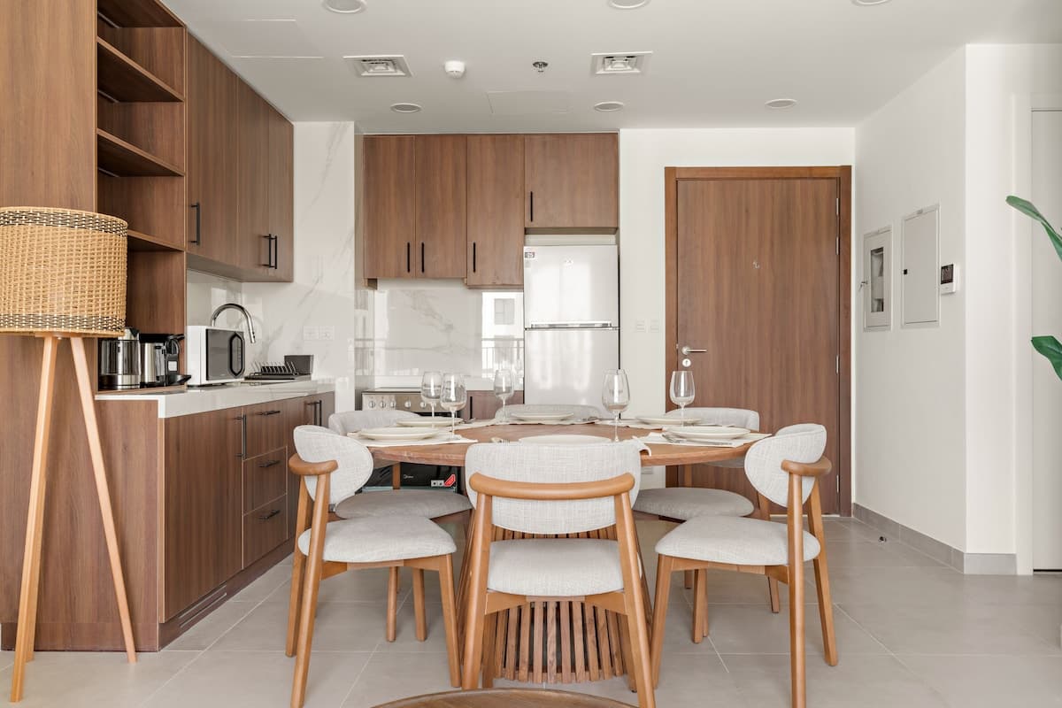 Modern comfort: 2 Br Family Unit! — photo 4