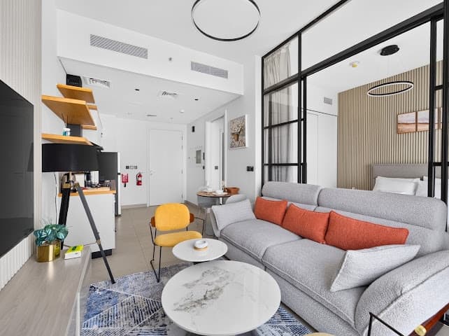 Bright & Airy 1-Bedroom in Collective — photo 5